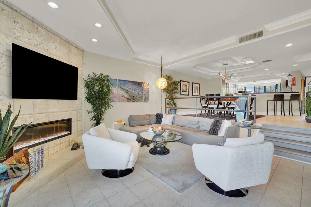 4501 Ocean Boulevard #Th-04 Boca Raton, FL 33431