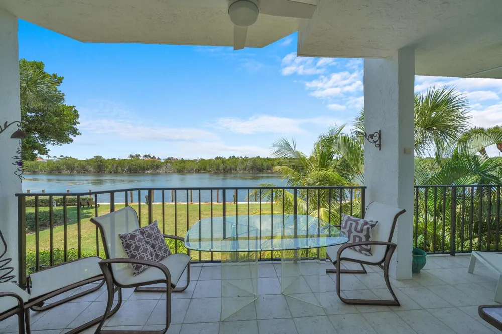 4501 Ocean Boulevard #Th-04 Boca Raton, FL 33431