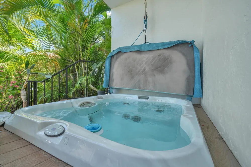 4501 Ocean Boulevard #Th-04 Boca Raton, FL 33431