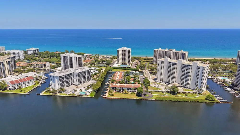 4501 Ocean Boulevard #Th-04 Boca Raton, FL 33431
