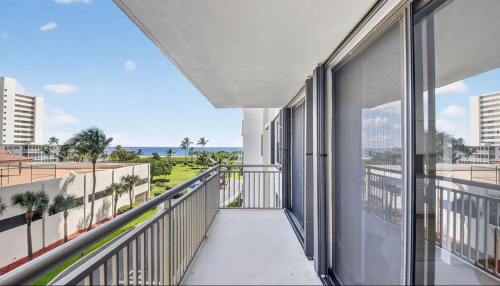 3400 Ocean Drive #405 Singer Island, FL 33404