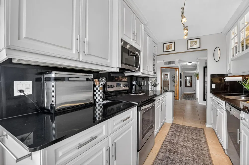 1050 Hillsboro Mile #602w Hillsboro Beach, FL 33062