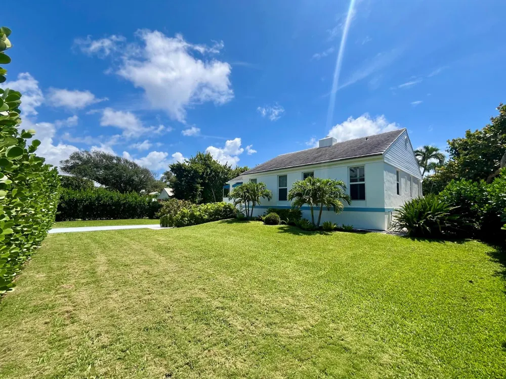 115 Dolphin Road Ocean Ridge, FL 33435