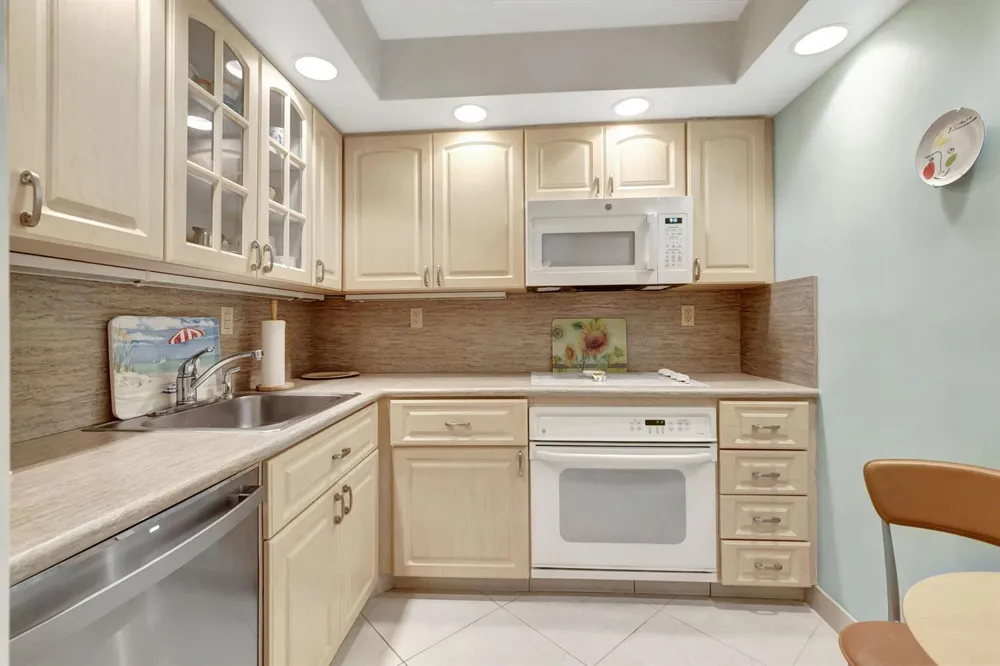 3215 S Ocean Boulevard #509 Highland Beach, FL 33487