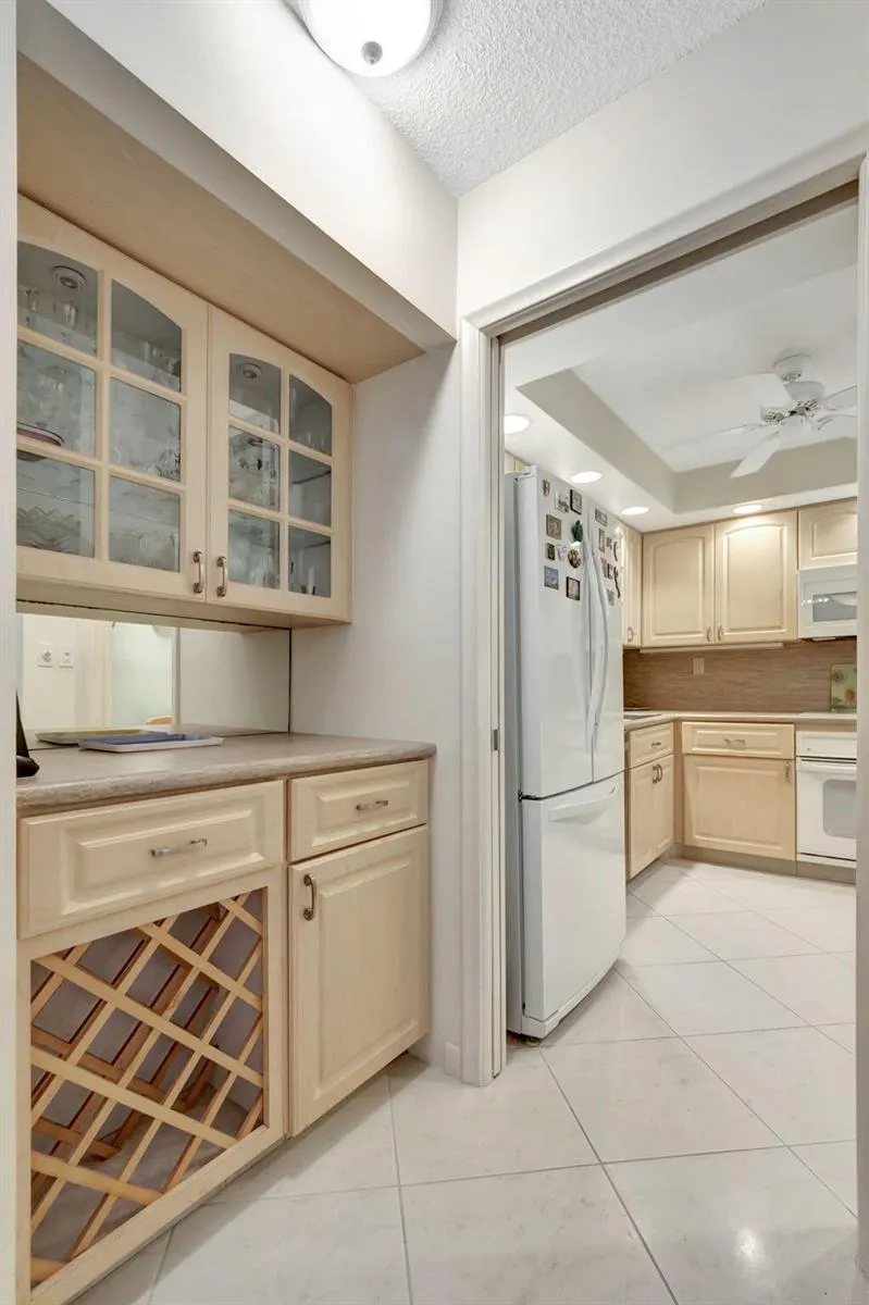 3215 S Ocean Boulevard #509 Highland Beach, FL 33487