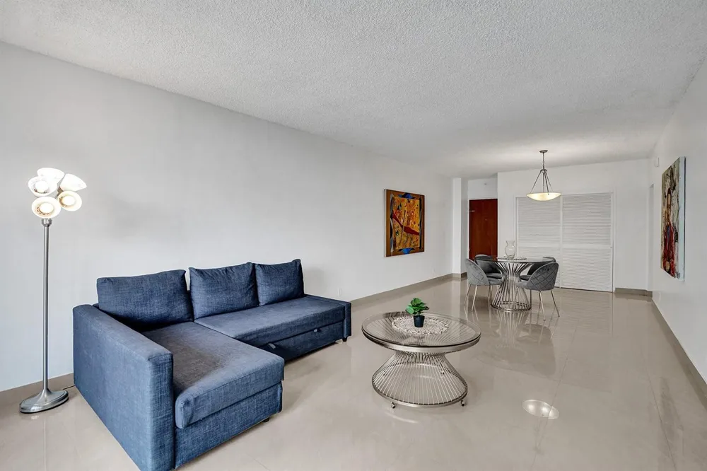 4001 S Ocean Drive #5k Hollywood, FL 33019
