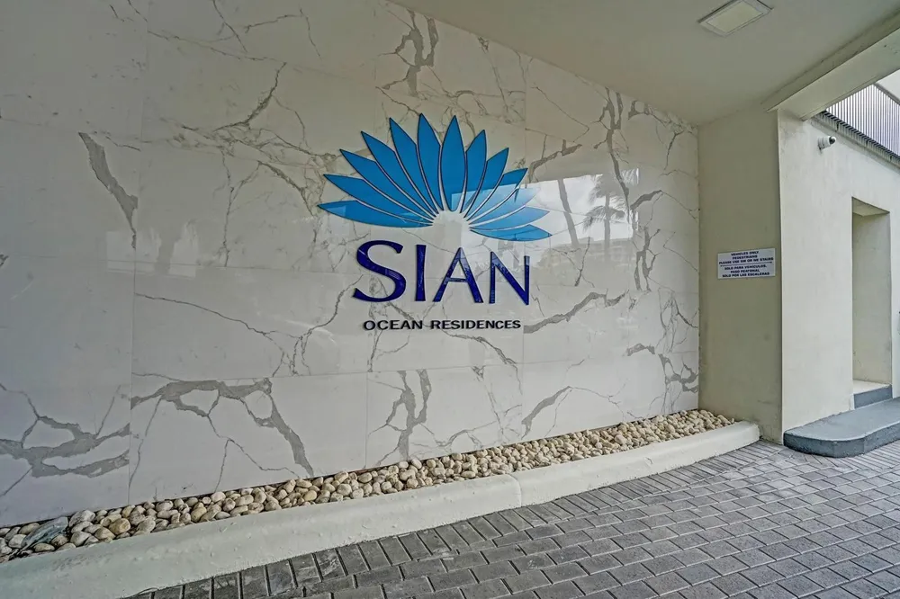 4001 S Ocean Drive #5k Hollywood, FL 33019