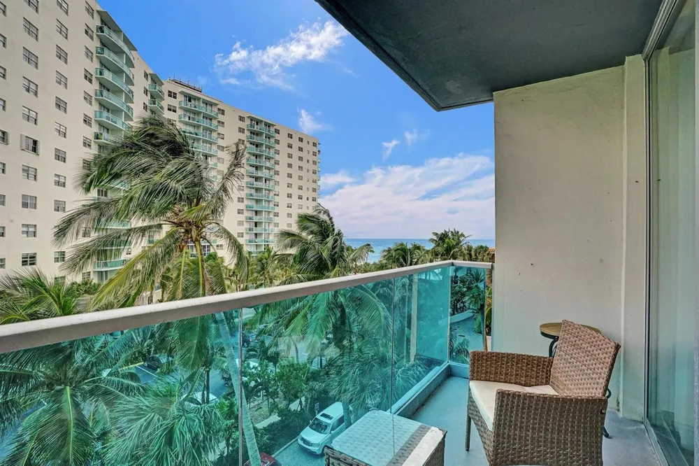 4001 S Ocean Drive #5k Hollywood, FL 33019