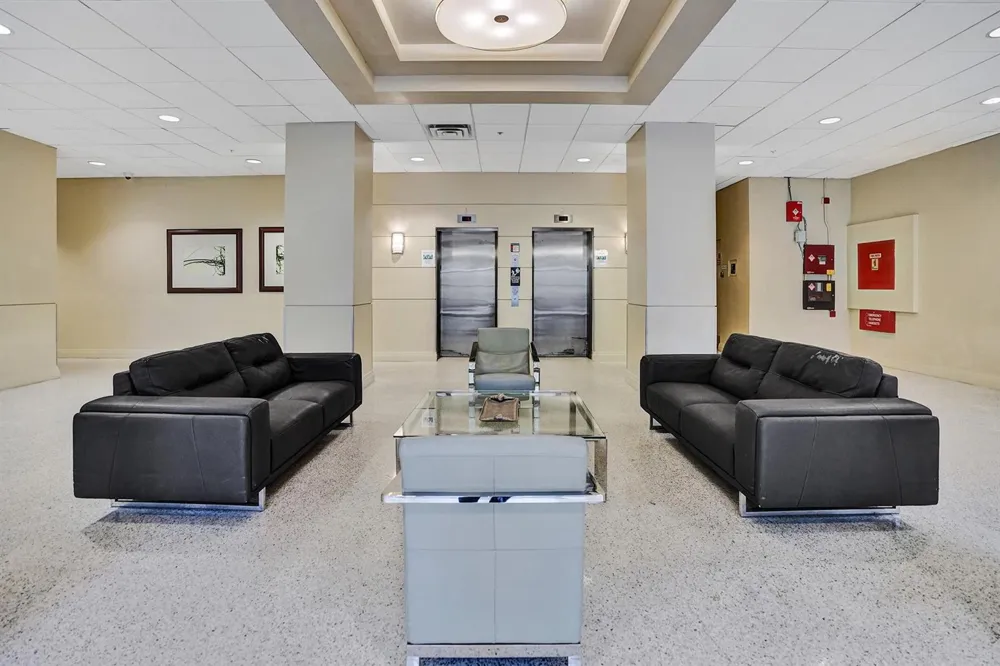 4001 S Ocean Drive #5k Hollywood, FL 33019