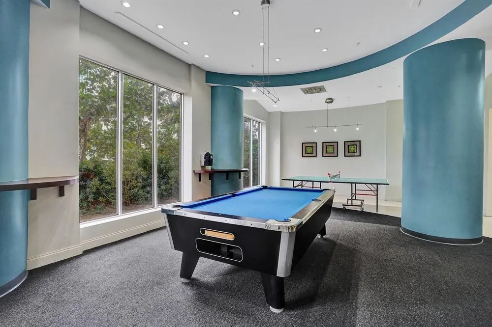 4001 S Ocean Drive #5k Hollywood, FL 33019