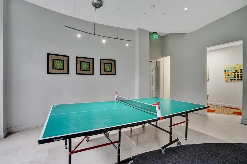 4001 S Ocean Drive #5k Hollywood, FL 33019
