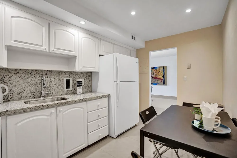 4001 S Ocean Drive #5k Hollywood, FL 33019