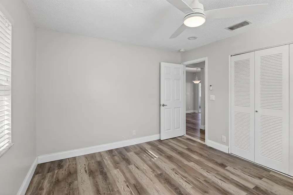 8845 NW 14th Street Plantation, FL 33322