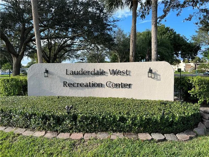 8845 NW 14th Street Plantation, FL 33322