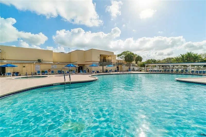 8845 NW 14th Street Plantation, FL 33322