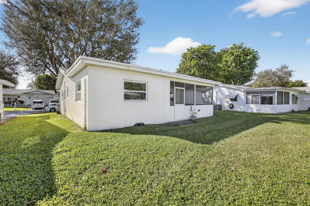 8845 NW 14th Street Plantation, FL 33322