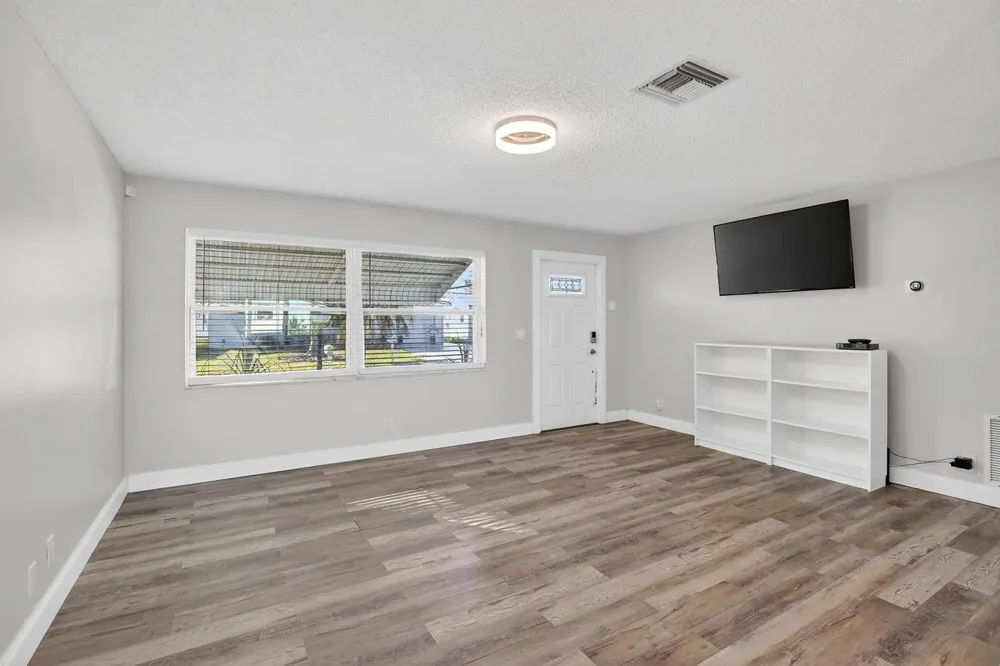 8845 NW 14th Street Plantation, FL 33322