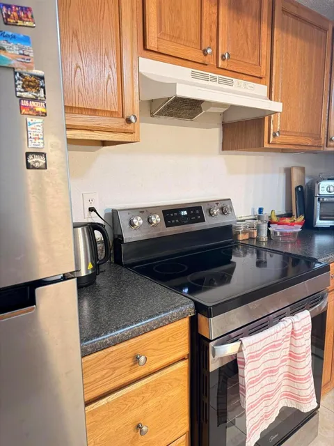2800 Somerset Drive #201j