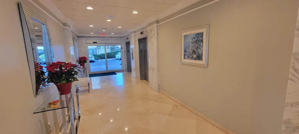 5440 Ocean Drive #1204 Singer Island, FL 33404