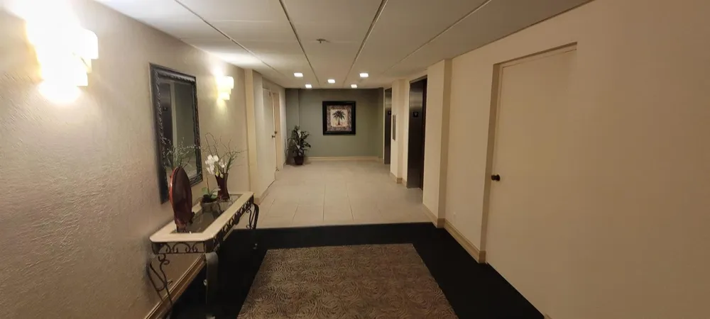 5440 Ocean Drive #1204 Singer Island, FL 33404