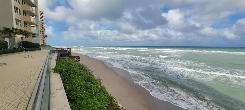 5440 Ocean Drive #1204 Singer Island, FL 33404