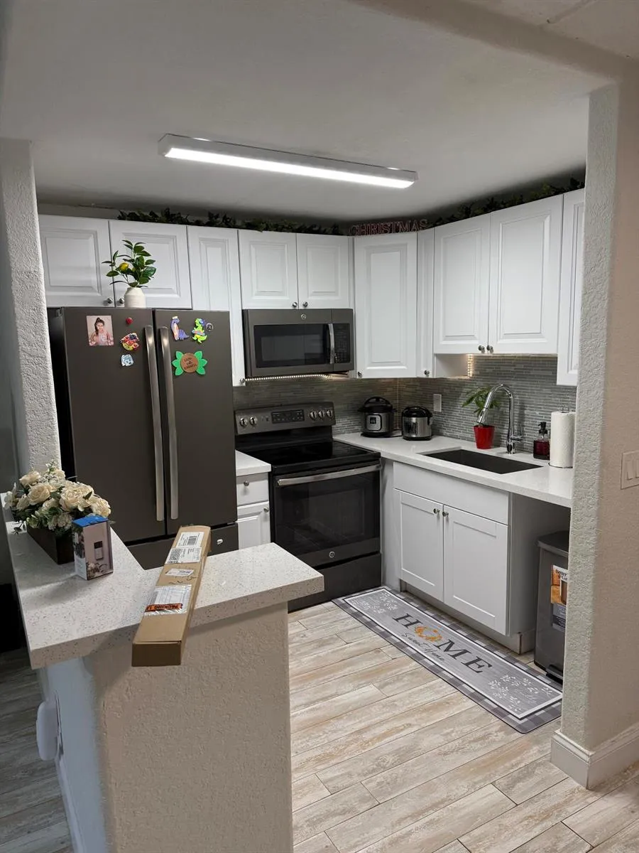 2000 Springdale Boulevard #108 Palm Springs, FL 33461