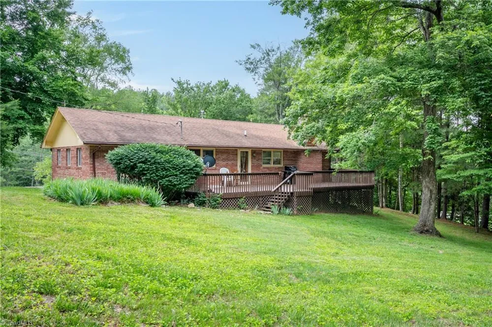 3987 Webbs Mill Road Floyd, VA 24149