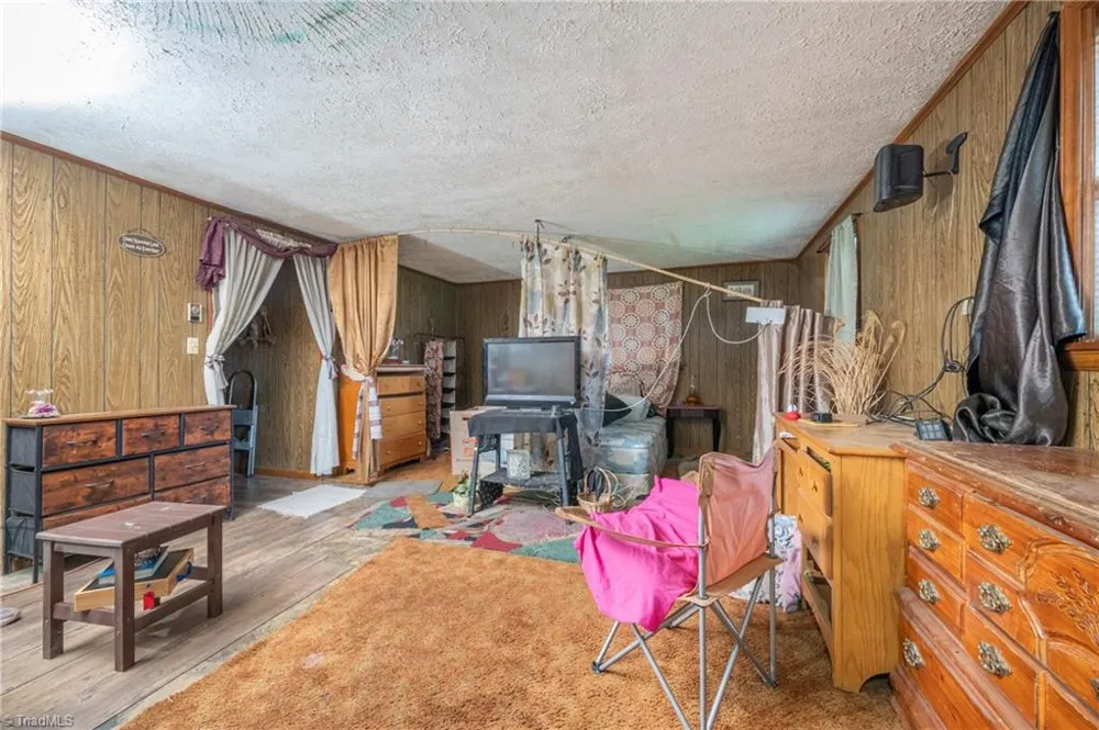 3987 Webbs Mill Road Floyd, VA 24149