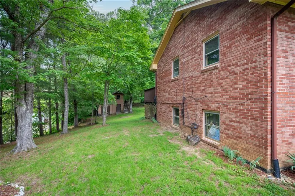 3987 Webbs Mill Road Floyd, VA 24149