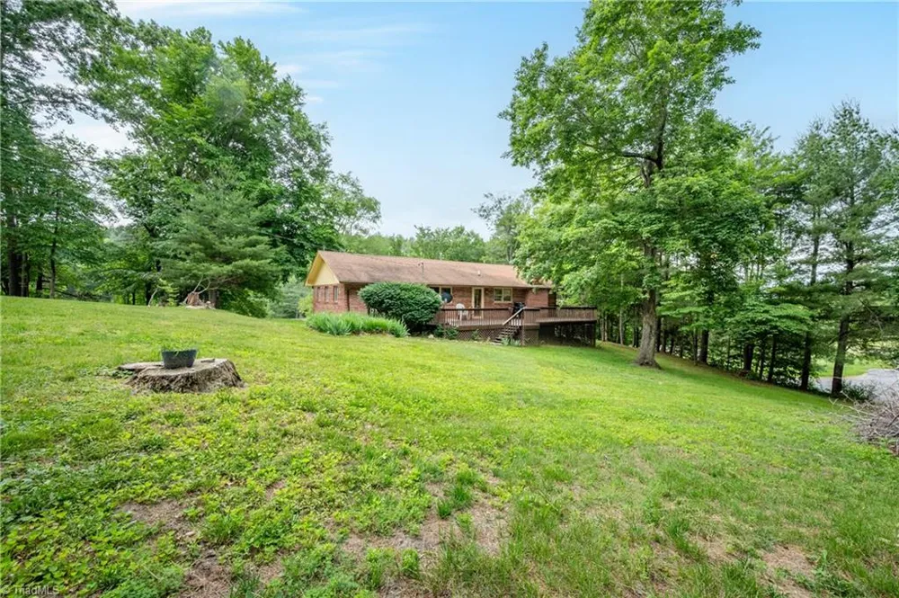 3987 Webbs Mill Road Floyd, VA 24149