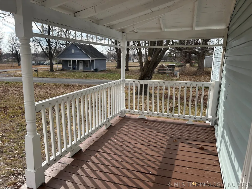 406 Creek Avenue Fort Gibson, OK 74434