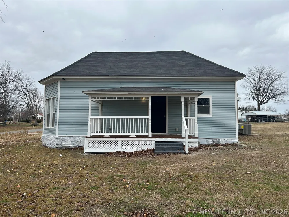 406 Creek Avenue Fort Gibson, OK 74434