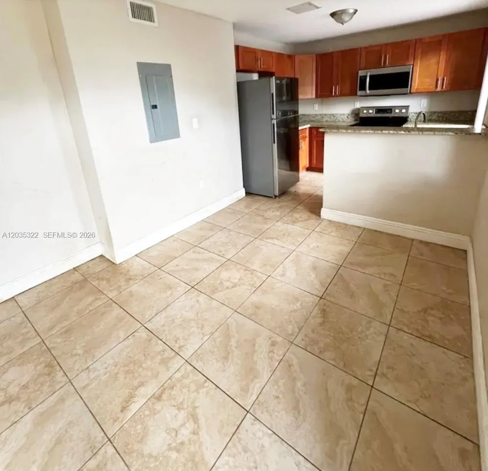 1999 NW 5th Pl #2 Miami, FL 33136