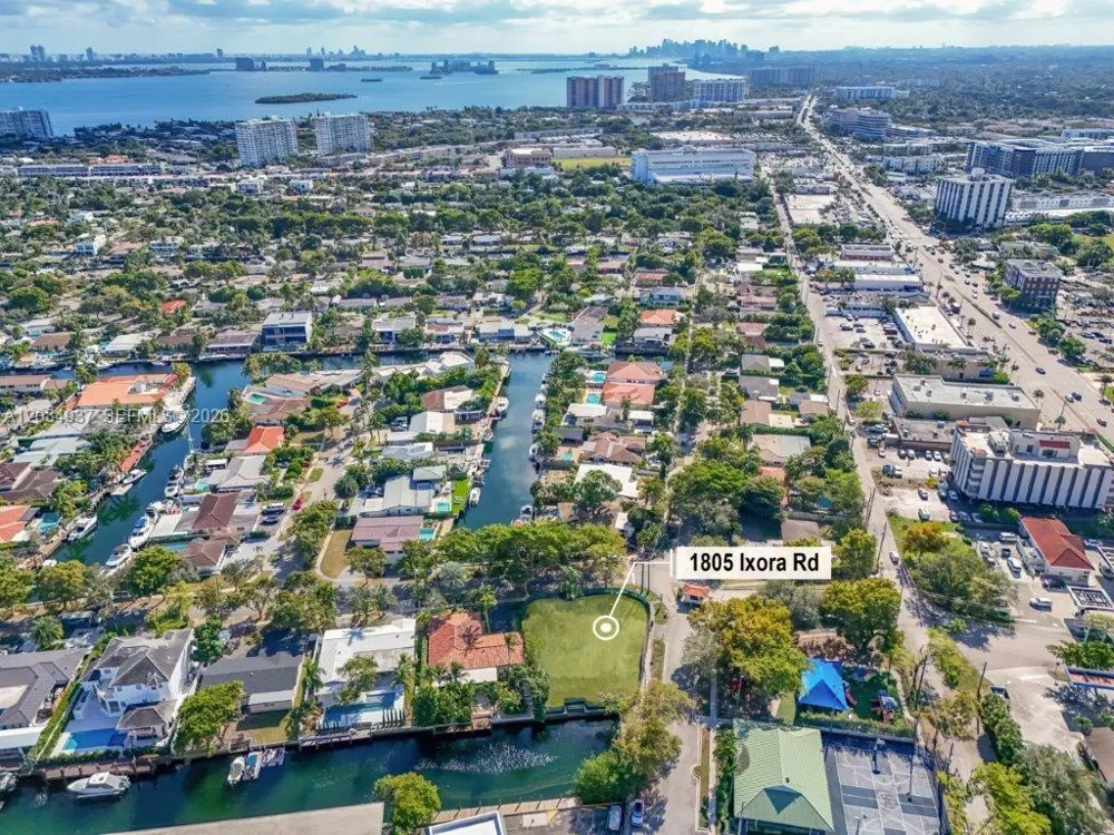 1805 Ixora Rd North Miami, FL 33181