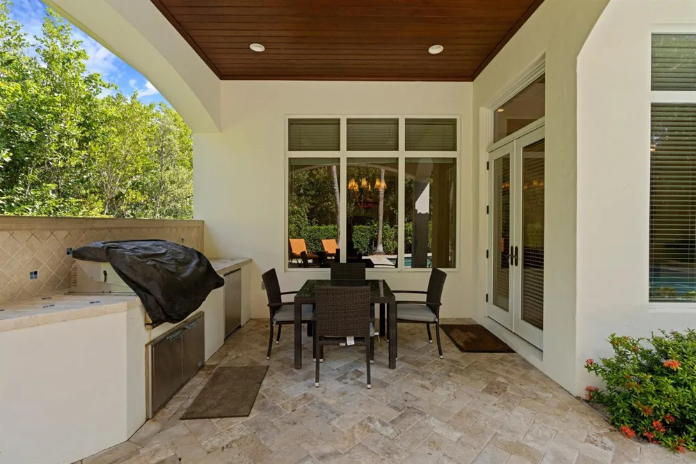 4102 S Ocean Boulevard Highland Beach, FL 33487