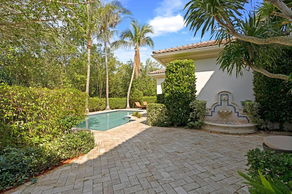 4102 S Ocean Boulevard Highland Beach, FL 33487