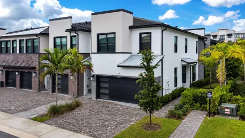 8358 NW 7th Place