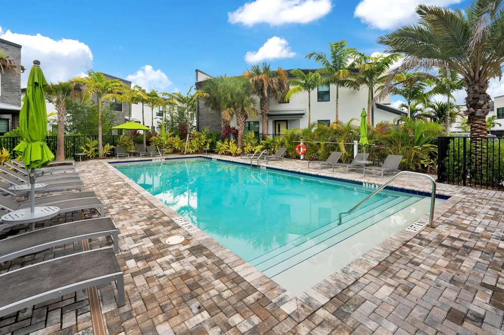 8358 NW 7th Place Plantation, FL 33324