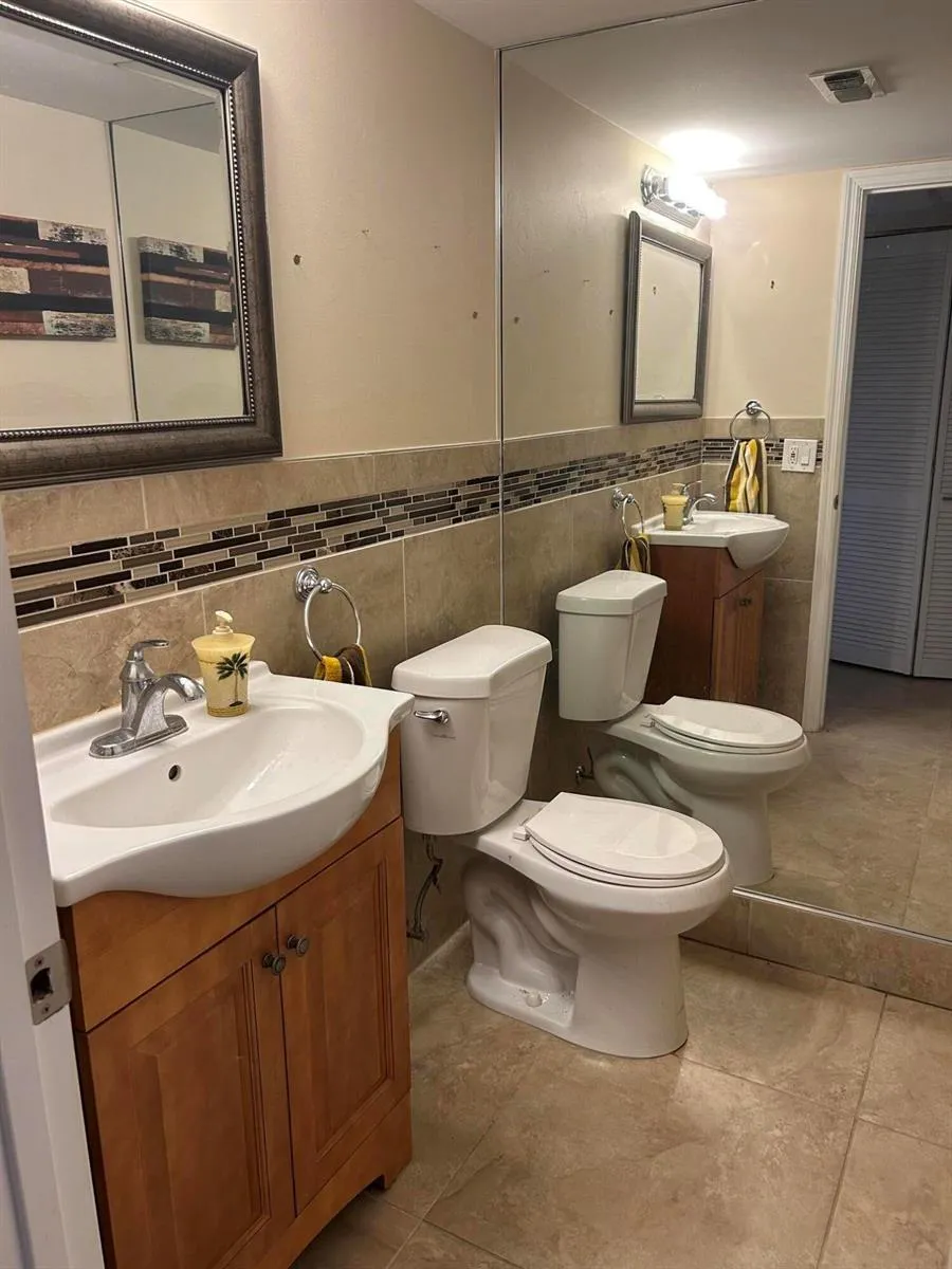 770 Lori Drive #245 Palm Springs, FL 33461