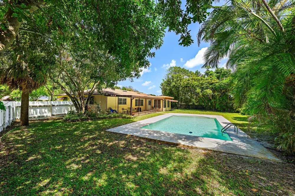 844 Anchorage Drive North Palm Beach, FL 33408