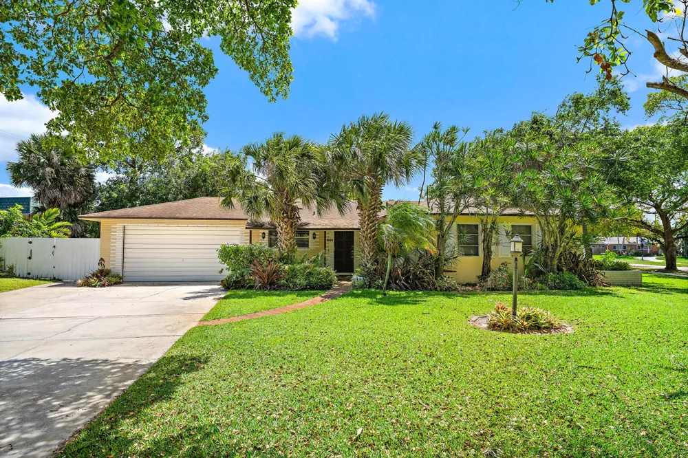844 Anchorage Drive North Palm Beach, FL 33408