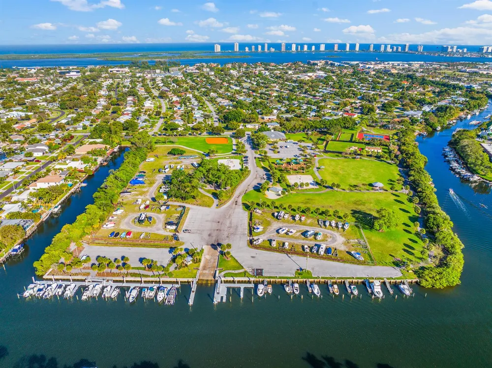 844 Anchorage Drive North Palm Beach, FL 33408