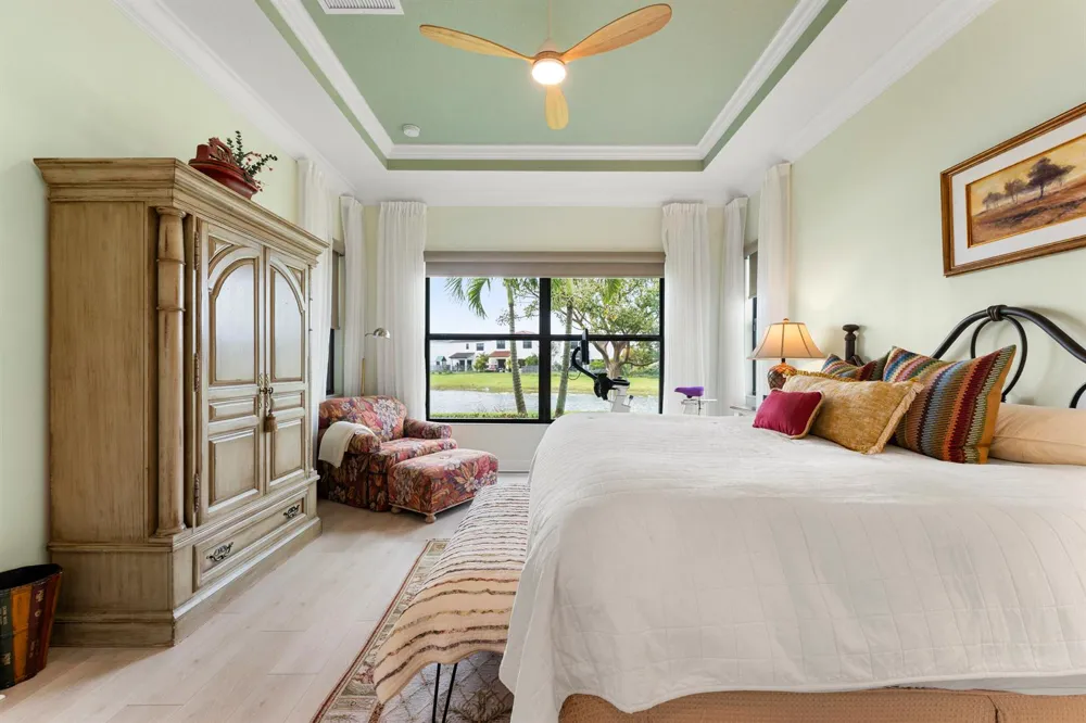 16148 Key Biscayne Lane Westlake, FL 33470
