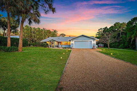 5654 SE Orange Blossom Trail