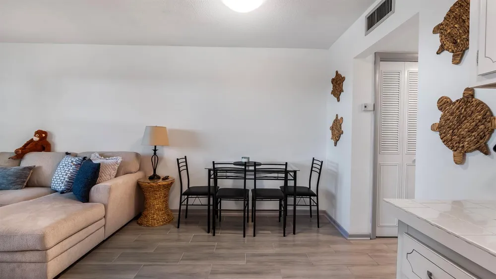 228 Hibiscus Avenue #233 Lauderdale By The Sea, FL 33308