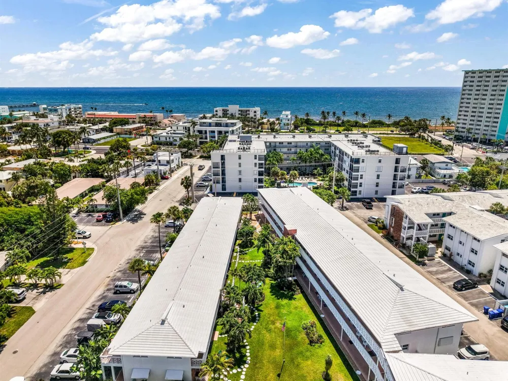 228 Hibiscus Avenue #233 Lauderdale By The Sea, FL 33308