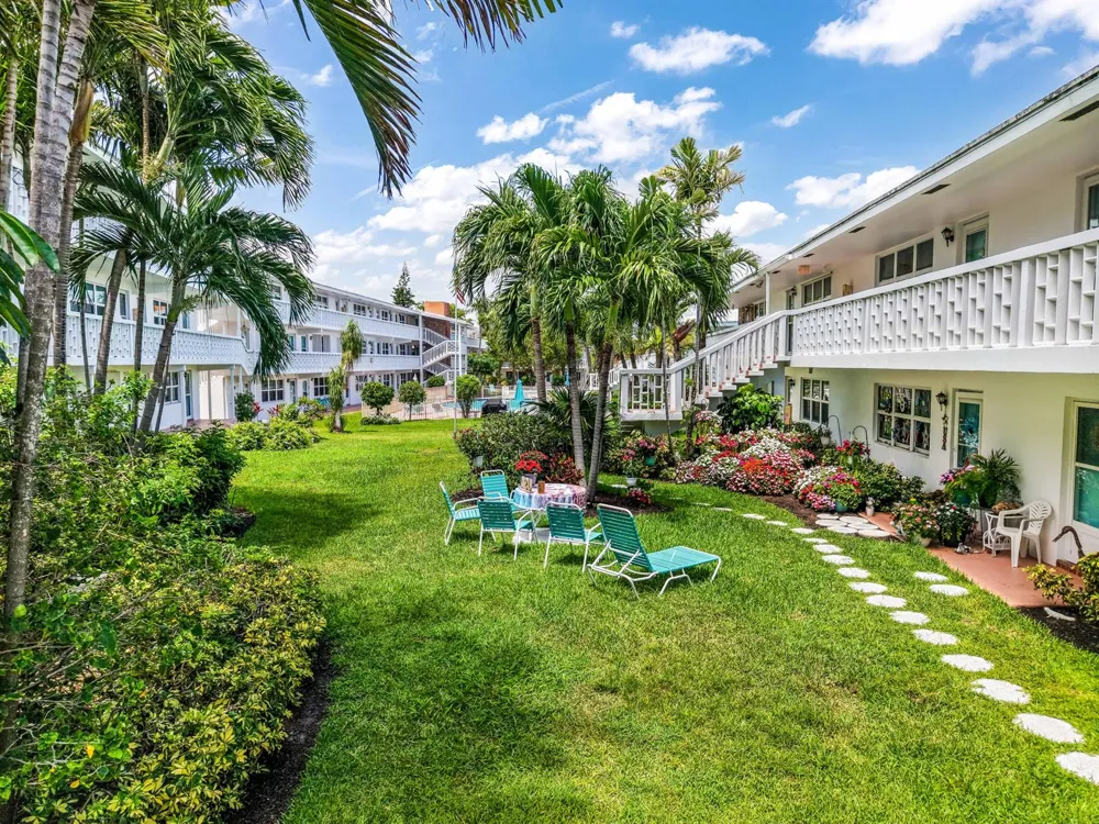 228 Hibiscus Avenue #233 Lauderdale By The Sea, FL 33308