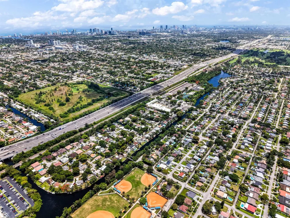 228 Hibiscus Avenue #233 Lauderdale By The Sea, FL 33308