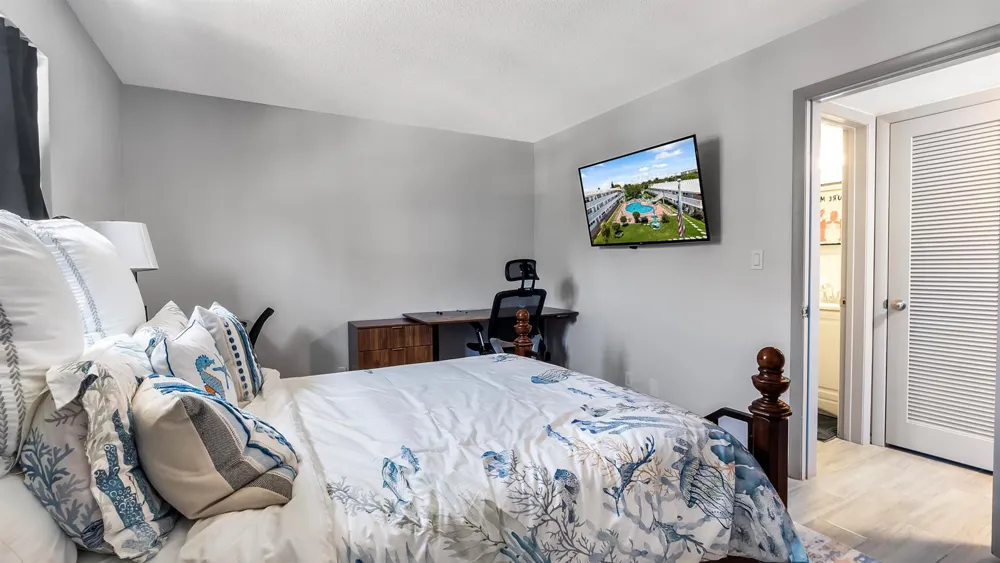 228 Hibiscus Avenue #233 Lauderdale By The Sea, FL 33308