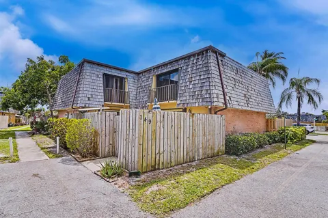 149 Lake Arbor Drive